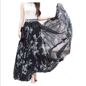Black Gray Floral Maxi Skirt Size XL